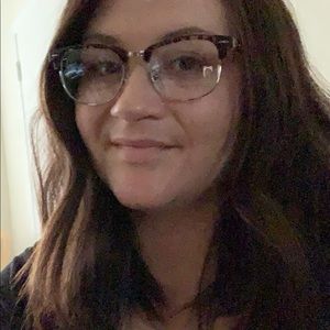 Meet your Posher, Rebecca